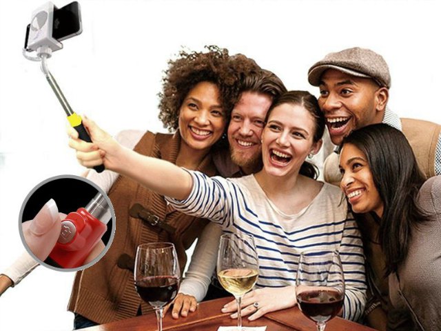 Best Selfie Stick – Reviews for Smartphone, GoPro, and Camera