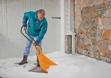Top 10 Best Snow Shovels for Snow Removal